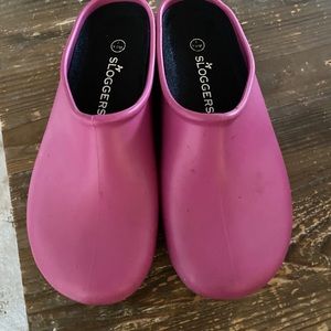 Sloggers slip on shoes Pink size 7-7.5
